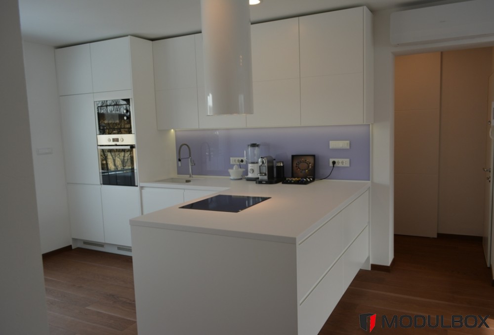 Кухня Каролин