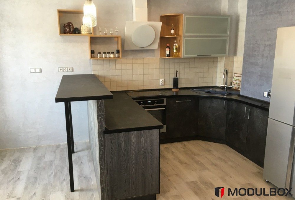 Кухня Лилиан