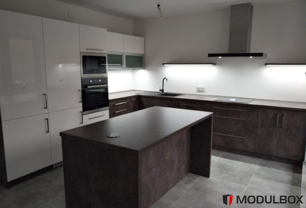 Кухня Джули